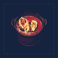 Meat in Tomato-Wine Sauce